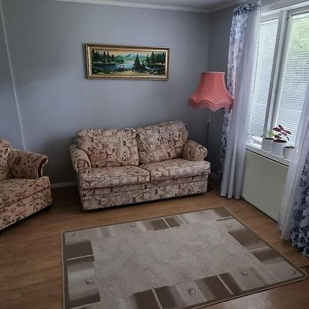 Mysig Laegenhet Foer Resande. Stocka Bagian luar foto